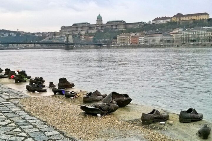 Full Day Budapest Private Walking Tour