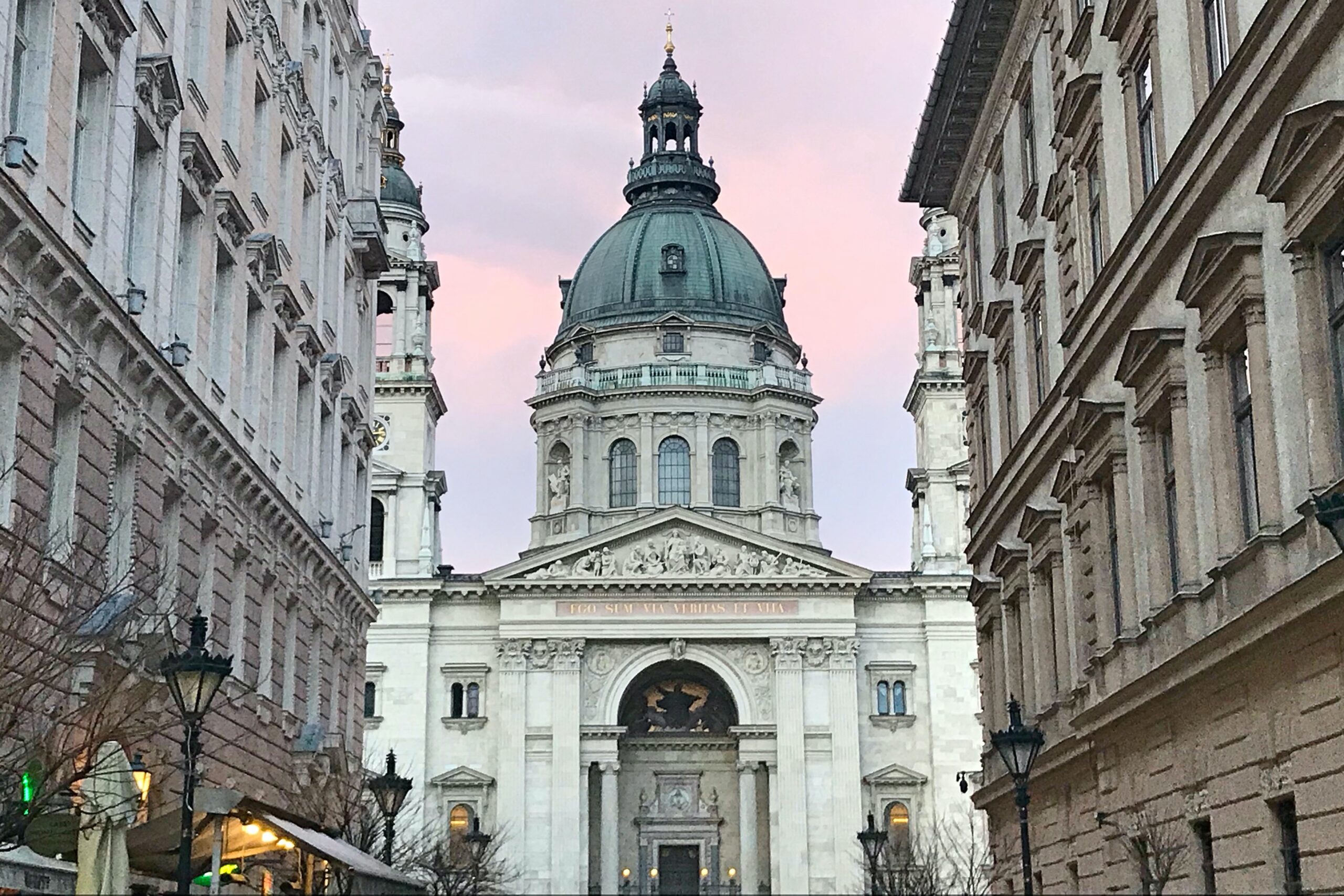BUDAPEST WALKING TOURS