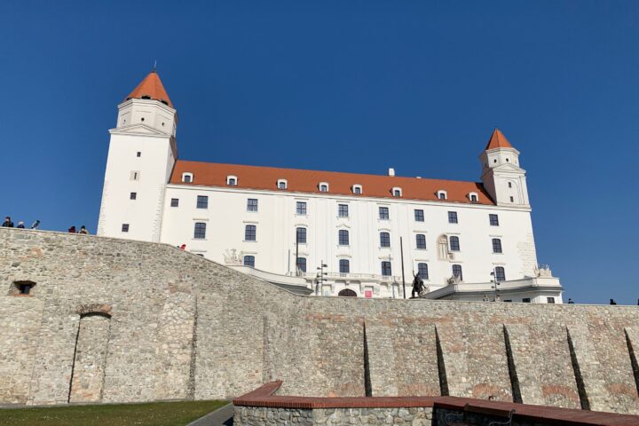 Private Driving tour from Budapest to Bratislava