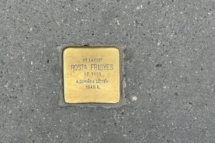 Stolpersteine - Memorial plaques - Budapest Jewish Quarter