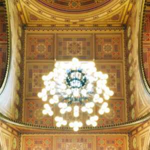 Look up! Beautiful Budapest ceilings - Dohány Street Synagogue