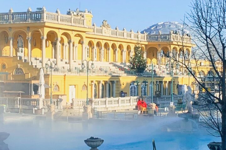 Széchenyi bathhouse - Beautiful Budapest Private Tours